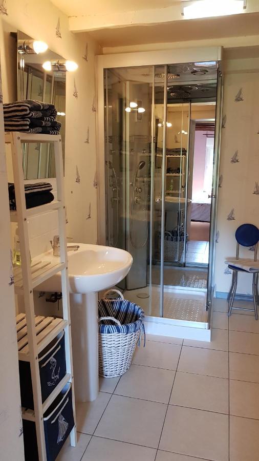 L Ancien Moulin A Grains Bed & Breakfast Valmont  Bagian luar foto