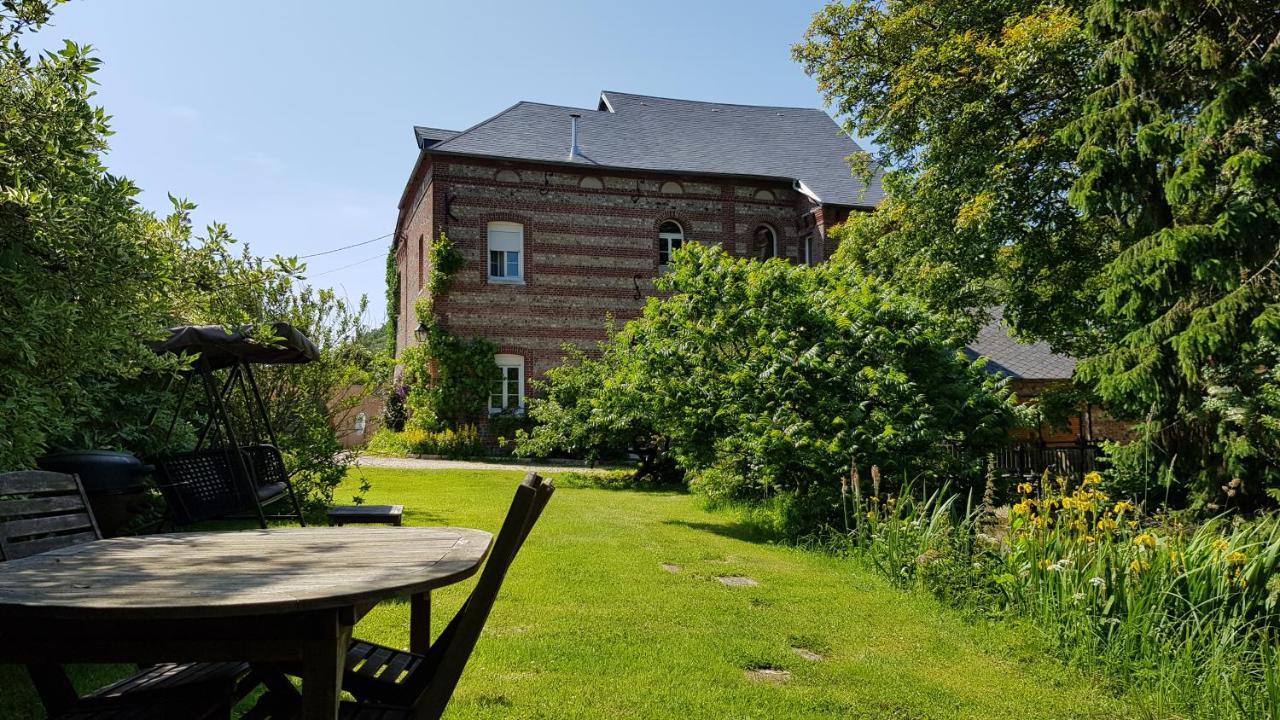 L Ancien Moulin A Grains Bed & Breakfast Valmont  Bagian luar foto